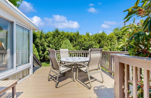 Rockport House | Downtown home: walk to town, beach & regional rail station