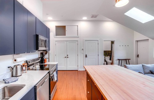Hudson Apartment | Downtown Hudson Apartment: Walk to Cafes & River!