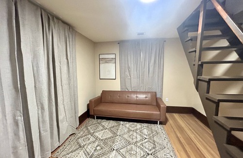 Wichita House | Downtown Location W/Washer & Dryer!