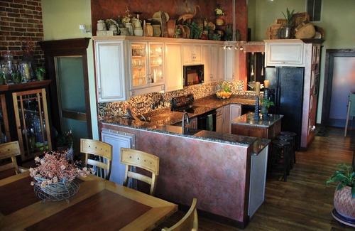 Hendersonville Apartment | Downtown Loft in the Heart of Historic Hendersonville! Best Main St Location!
