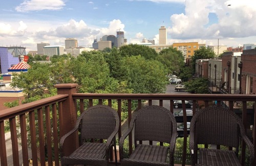 Hope Gardens House | Downtown Luxury Home — 3-mins to Broadway