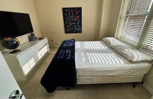 Downtown Detroit Apartment | DOWNTOWN LUXURY SPACE