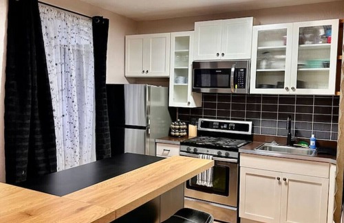 Las Cruces Apartment | Downtown Midcentury Studio+ 3 mins to Farmer's Mkt