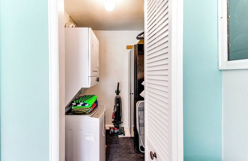 Ouray Apartment | Downtown Ouray Apt w/River & Mountain Views!
