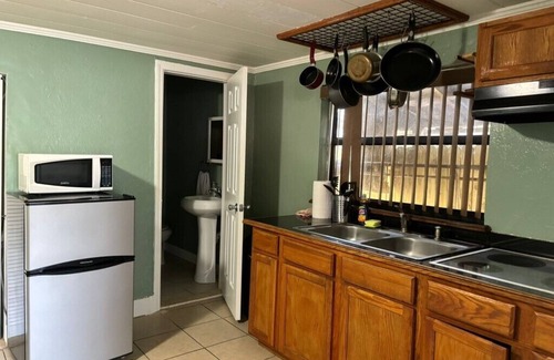 Park East Apartment | Downtown Sarasota Florida Vacation Rental Pet-Friendly Apt with Yard, Playground