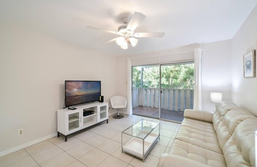 Laurel Park Condo | DOWNTOWN SARASOTA - Historic Laurel Park