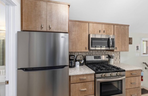 Saugatuck Condo | Downtown Saugatuck - Waterfront Condominium (Upper Level Unit)