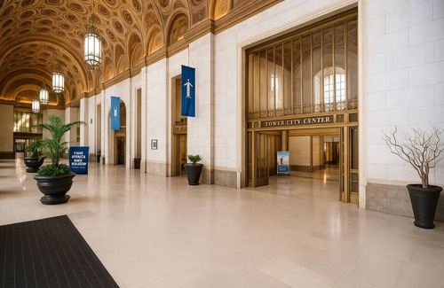 Downtown Cleveland Apartment | Downtown Sq: Stadium, Casino, Rock Hall, Clinic