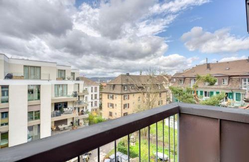 Wipkingen Apartment | Downtown Suite