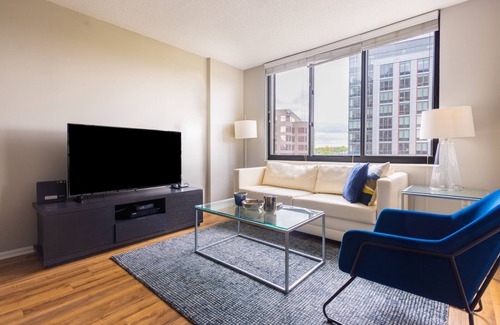 White Plains Apartment | Downtown White Plains 1 Bedroom - Commute to NYC