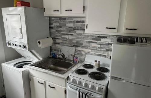 Willoughby Apartment | Downtown Willoughby Gem1