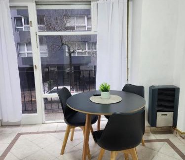 Mar del Plata Apartment | Dpto zona Güemes 2 amb con balcón