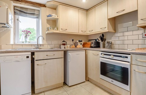 Rumburgh House | Dragonfly - Two Bedroom House, Sleeps 4