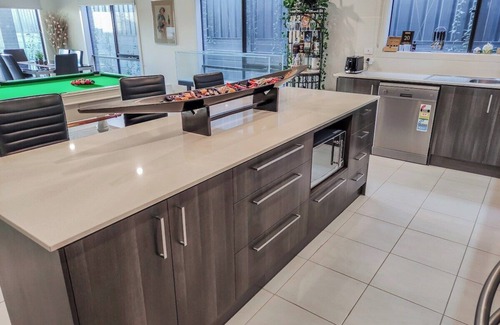 Clyde House | Dream Family Home w/Pool Table in Central Clyde