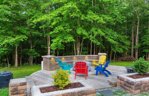 Raleigh House | Dream Retreat near Gipson Play Plaza @ Dix Park Downtown Raleigh & NCSU