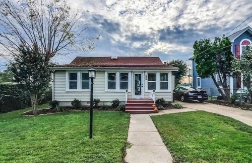 Deale House | #DreamDeale - water view home