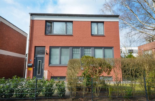 Hamburg-St. Georg Apartment | Dreamlike newly renovated apartment for 2 people with sophisticated equipment
