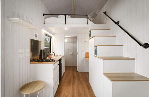 Red Hill House | Dreamy 2 by Tiny Away