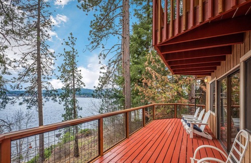 Post Falls Cabin | Dreamy Fully Renovated Lake House