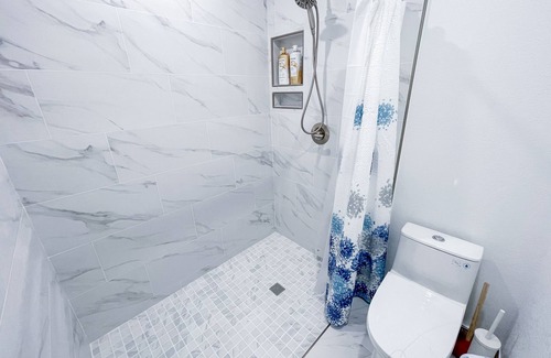 Harbor Apartment | Dreamy Studio in Long Beach Convenient location