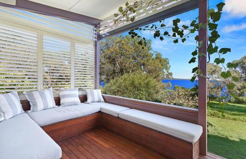 Soldiers Point House | Driftwood