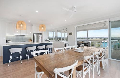 Middleton House | Driftwood Dunes - 67 Newell Avenue Middleton - No Linen Included