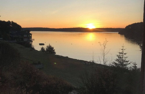 Kodiak House | Drop Anchor Inn Kodiak, uniquely furnished for the discerning guest.nnnn