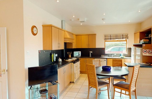 Alvie Cottage | Druim an Lochain Cottage - farmstay in The Cairngorms