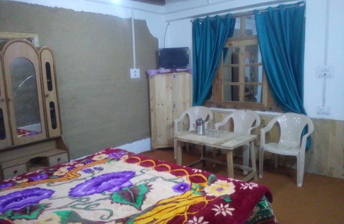 Cheog House | DS homedtay it's situated in apple garden neat and clean big rooms attached