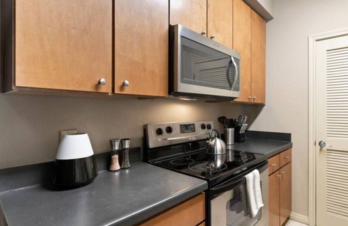 Pemberton Heights Apartment | Dual Apts in Downtown Austin | Perfect for Groups