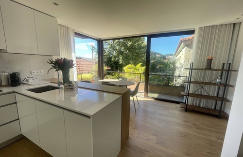 Guimaraes House | Duas Quintas-areal T1 Varanda