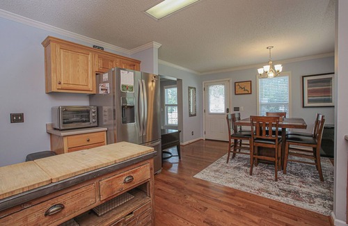 Winnsboro House | DuckedAway.Dreamy Lakefront Escape on Dutchman Creek!