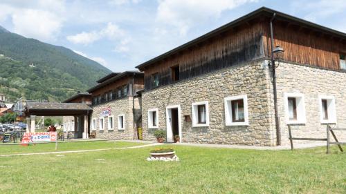 Vezza d'Oglio House | Due Parchi B&B
