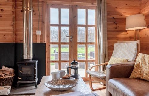 Kneesall House | Dukes Wood - Ukc2193