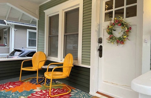 Dundee-Happy Hollow Historic District House | Dundee Lucky Charm - Heart of Dundeen