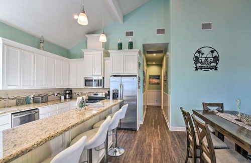 Surfside Beach House | Dune-R-Thing: New Surfside Beach House - Sleeps 10