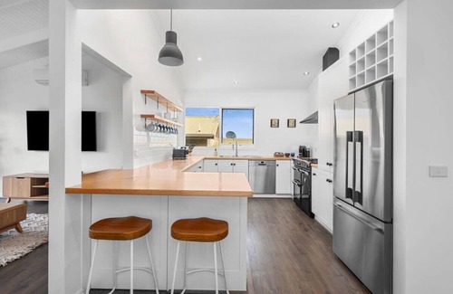 Ocean Grove House | Dune Views Beach House, Gas Fire. Ocean Grove
