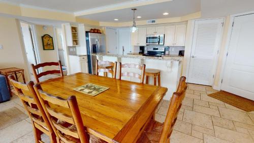 Tybee Island House | Duneside Terrace 302 by Tybee Vacation Rentals