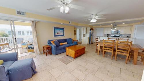 Tybee Island House | Duneside Terrace 302 by Tybee Vacation Rentals