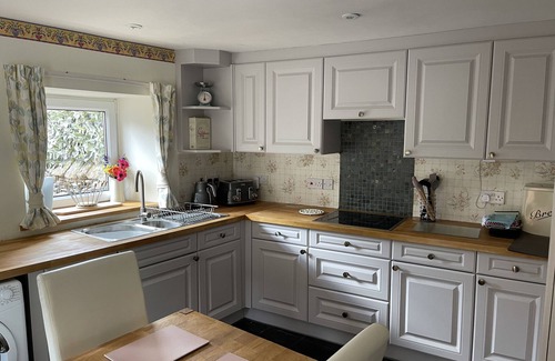 Kirkby Thore Cottage | Dunkeld Cottage - ideal for touring the Lake District National Park! WiFi.