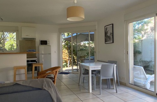 Lacanau-Ocean House | DUPLEX 65M2 BEACH EDGE WITH PLACE PRIVATE PARKING IDEAL VACANCES WITHOUT CAR