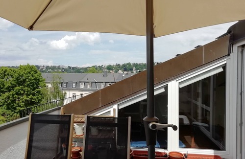 Loschwitz Apartment | Duplex apartment over 2 levels with roof terrace near the Elbe in Dresden-Blasewitz