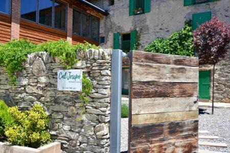 Meranges Apartment | Duplex Cal Josepo