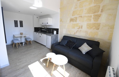 Bordeaux Sud Apartment | ★ DUPLEX ★ DESIGN ★ PARKING (optional) ★ SWEETHOMEBORDEAUX