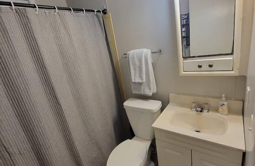 New Chicago Apartment | Duplex Near Crown Point/Hobart
