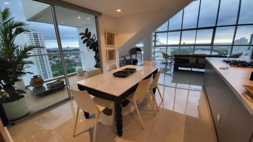 Marbella Apartment | Duplex Vista al Mar y Centro