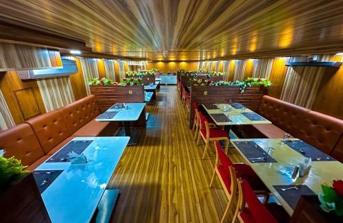 Madurai Hotel | Dwarka Palace Luxury Rooms, Madurai - Trichy Bye Pass, Madurai