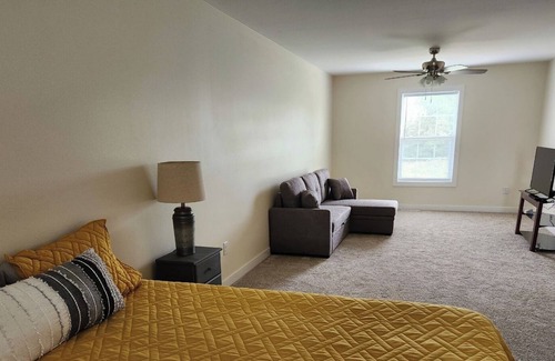 Mount Pleasant House | E. Monroe Creek Condo #2