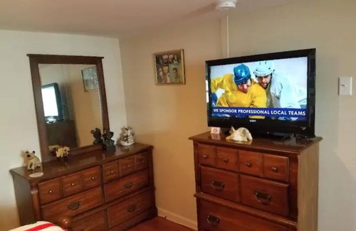 Maxwell Apartment | E Nashville*1/2 Block to 5Points*Eat/Drink*1BR/1BA