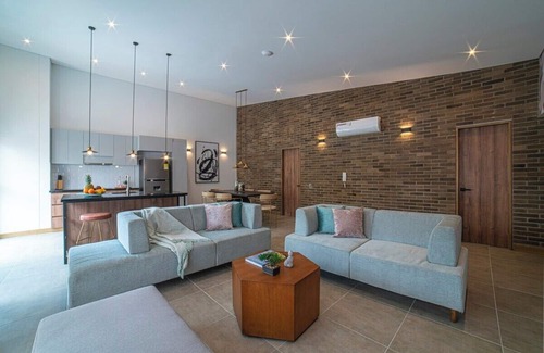 Cali Apartment | E302 - Luxurious Top Floor Apartment with Terrace